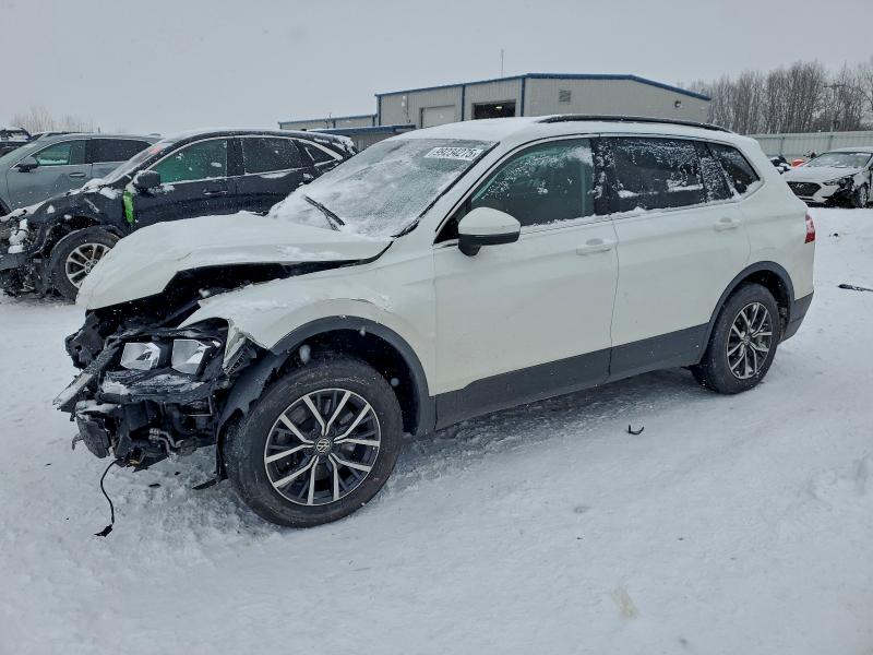 Фото 1 - VOLKSWAGEN TIGUAN