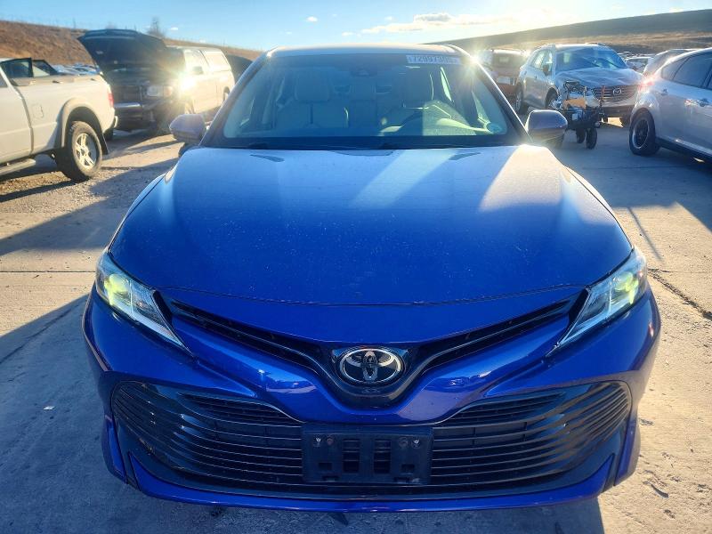 Фото 5 - TOYOTA CAMRY