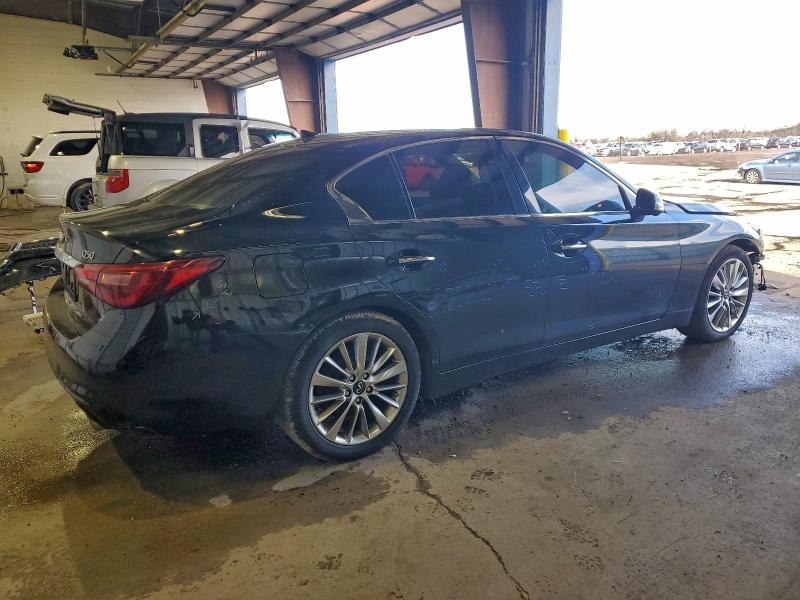 Фото 3 - INFINITI Q50