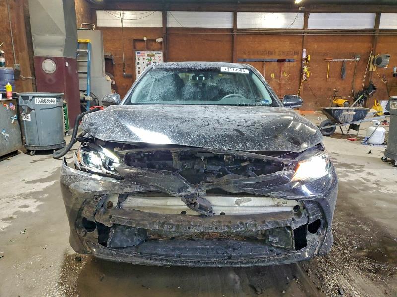 Фото 5 - TOYOTA CAMRY