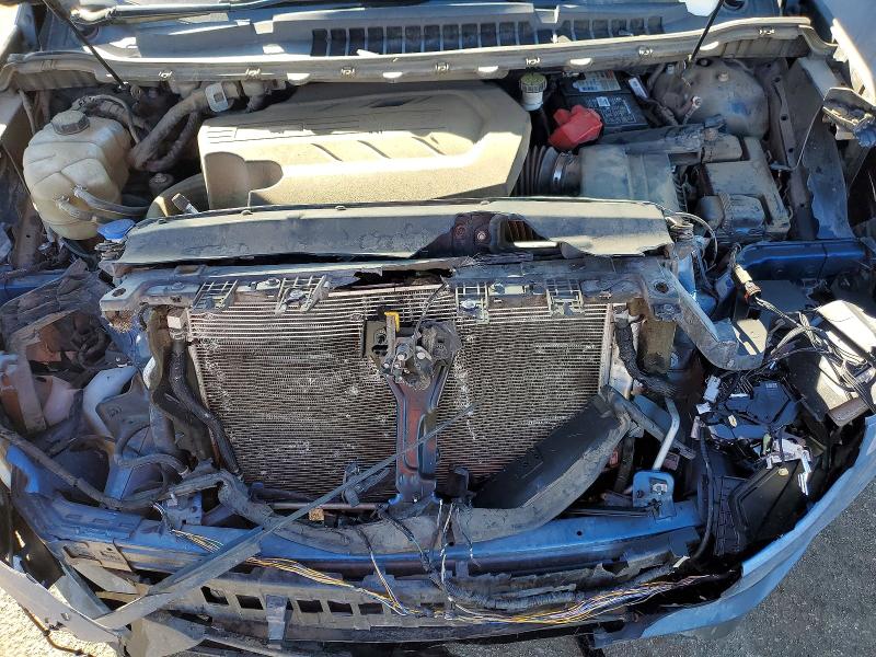 Фото 11 - FORD EDGE