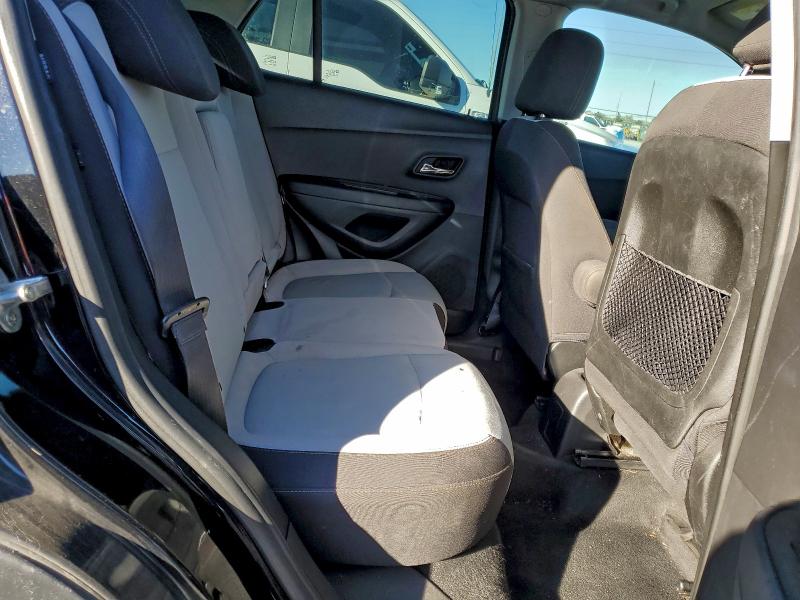 Фото 11 - CHEVROLET TRAX