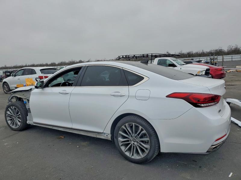 Фото 2 - HYUNDAI GENESIS