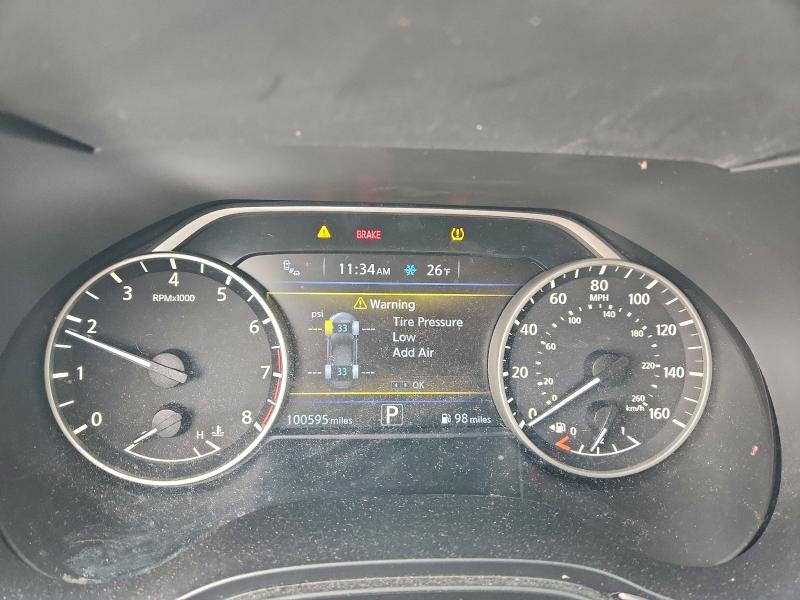 Фото 9 - NISSAN MAXIMA