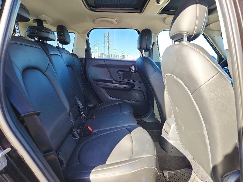 Фото 10 - MINI COOPER