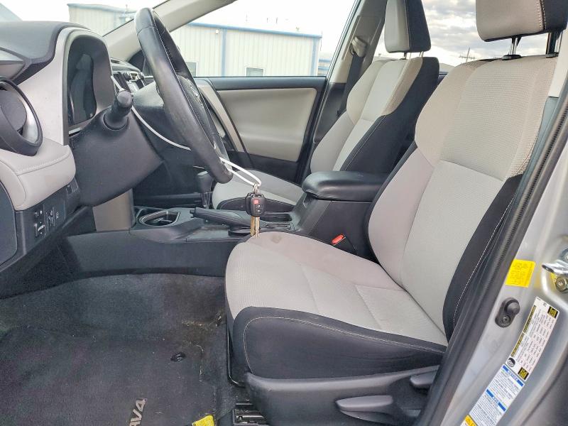 Фото 7 - TOYOTA RAV4