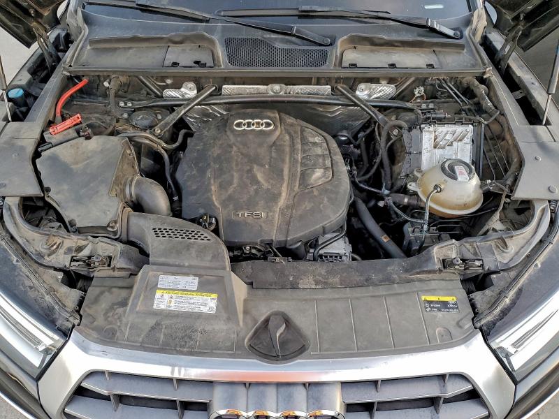 Фото 12 - AUDI Q5