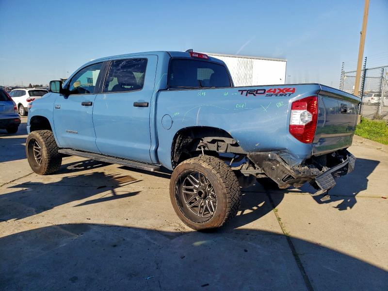Фото 2 - TOYOTA TUNDRA