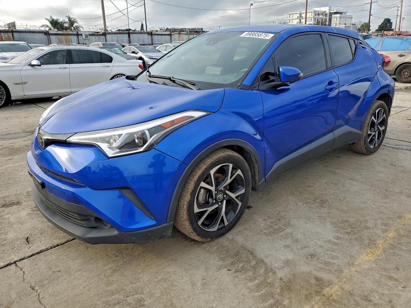Фото 1 - TOYOTA C-HR