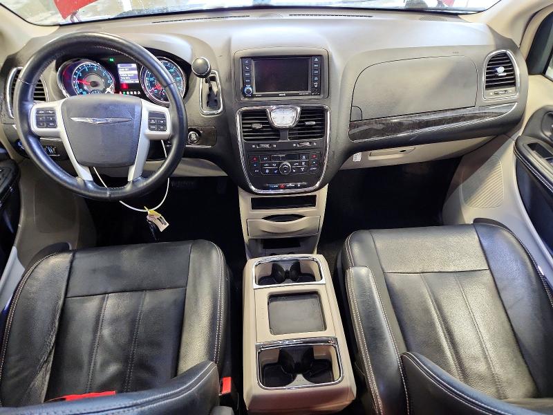 Фото 7 - CHRYSLER MINIVAN