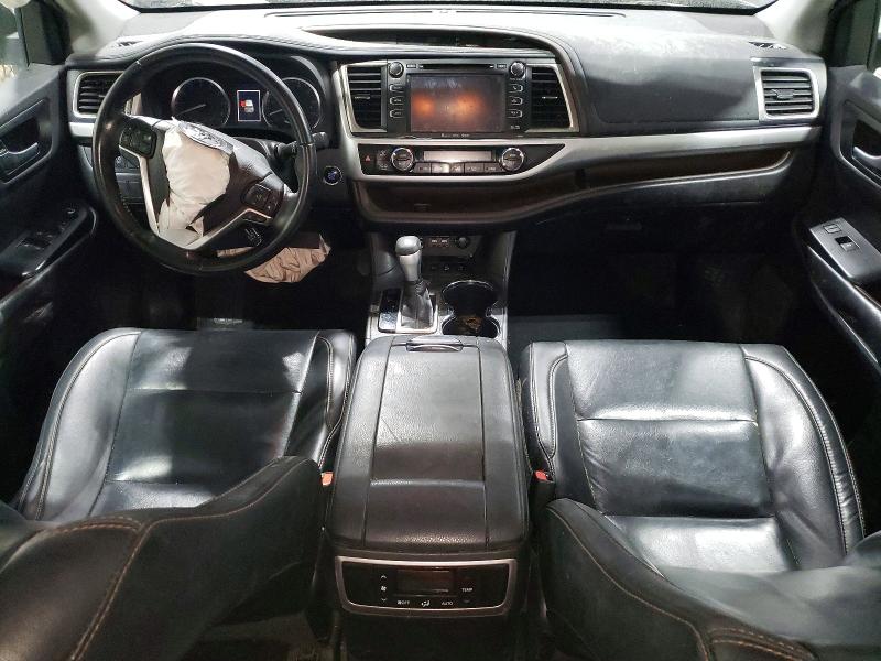 Фото 8 - TOYOTA HIGHLANDER