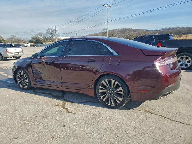 Фото 2 - LINCOLN MKZ