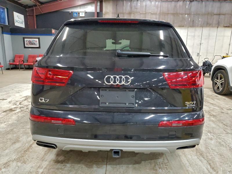 Фото 6 - AUDI Q7
