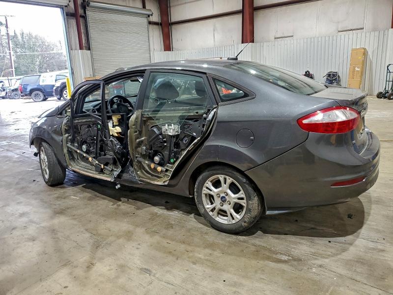 Фото 2 - FORD FIESTA