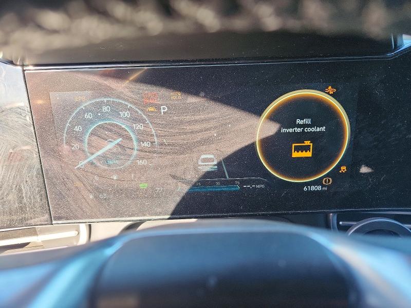 Фото 9 - HYUNDAI ELANTRA