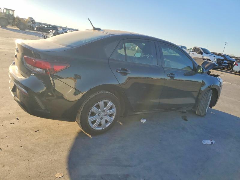 Фото 3 - KIA RIO