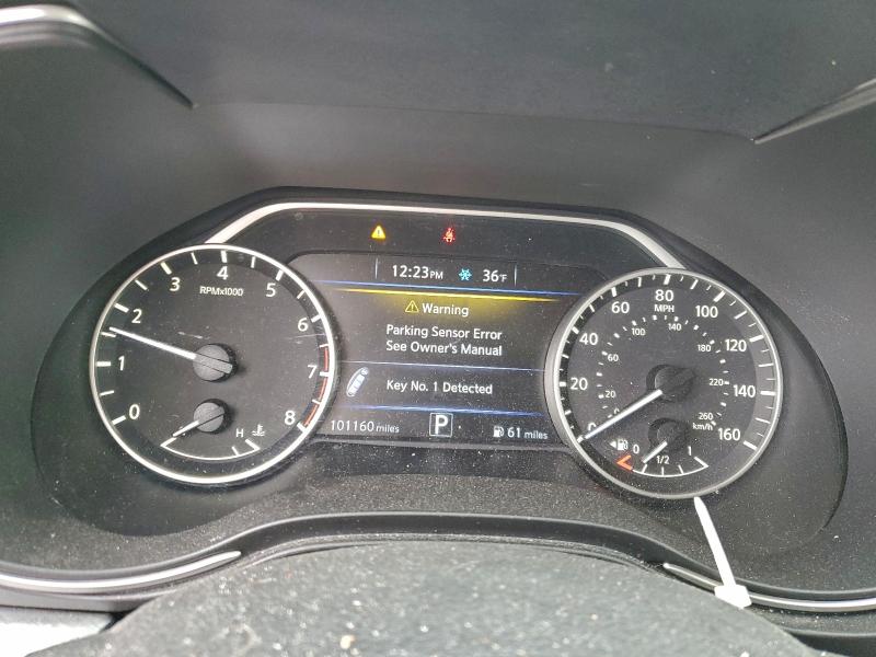 Фото 9 - NISSAN MAXIMA