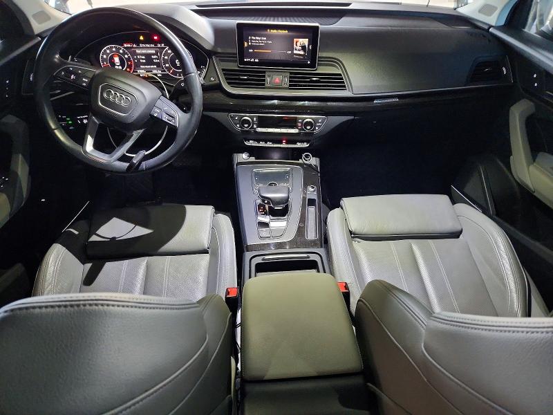 Фото 8 - AUDI Q5