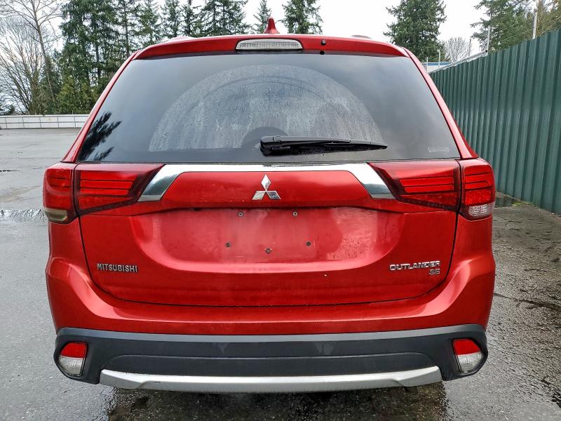 Фото 6 - MITSUBISHI OUTLANDER