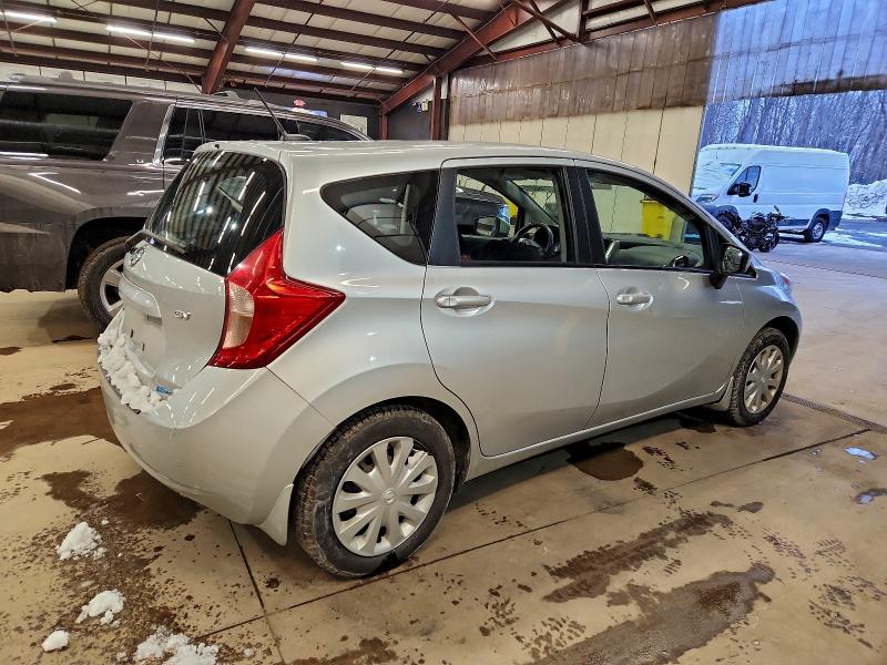 Фото 3 - NISSAN VERSA