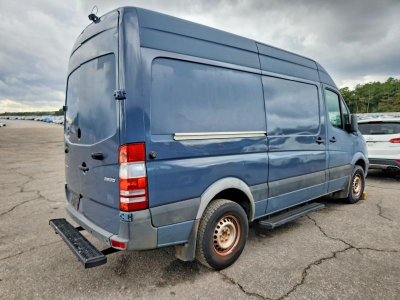 Фото 3 - MERCEDES-BENZ SPRINTER