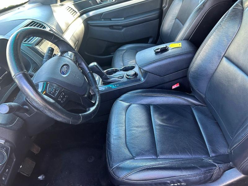 Фото 13 - FORD EXPLORER