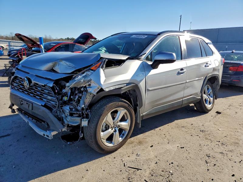 Фото 1 - TOYOTA RAV4