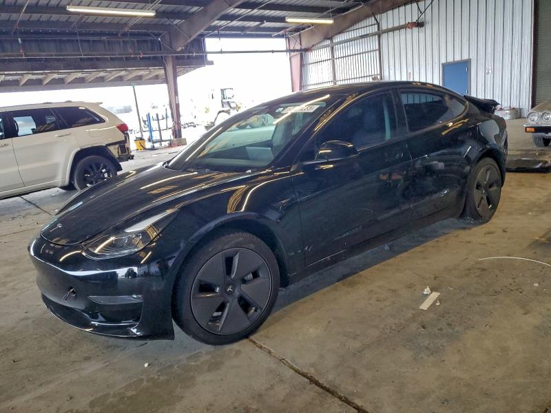 Фото 1 - TESLA MODEL 3