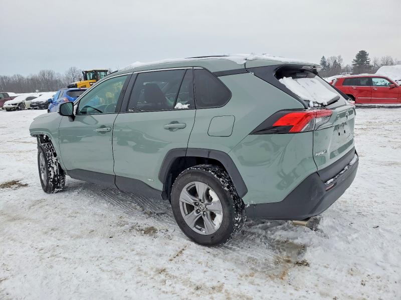 Фото 2 - TOYOTA RAV4