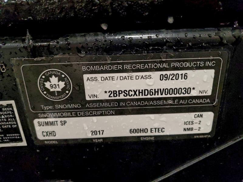 SKI-DOO SNOWMOBILE 2017