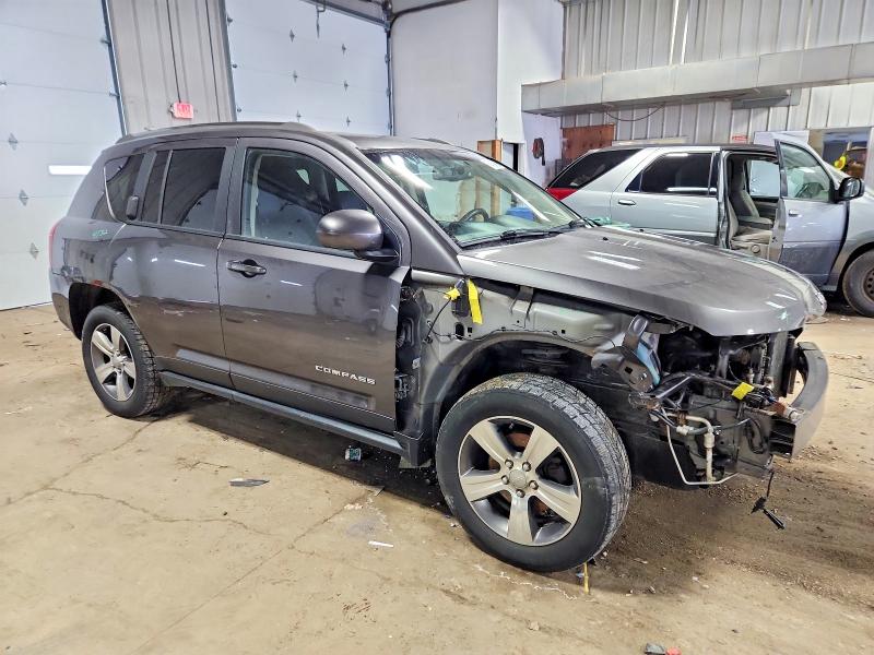 Фото 4 - JEEP COMPASS