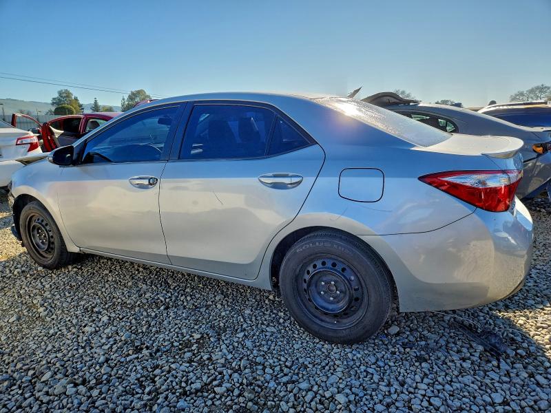 Фото 2 - TOYOTA COROLLA