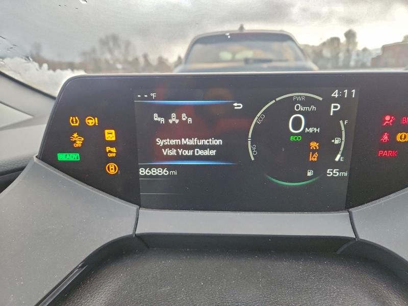 Фото 9 - TOYOTA PRIUS