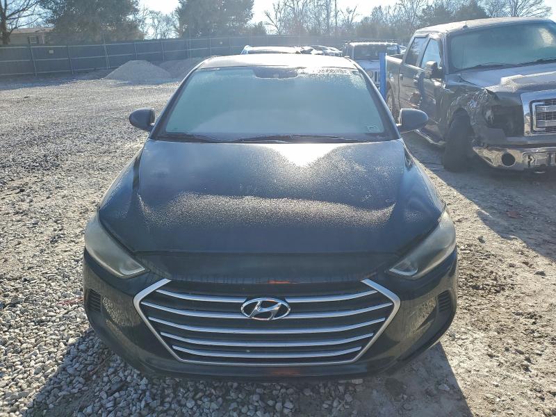 Фото 5 - HYUNDAI ELANTRA