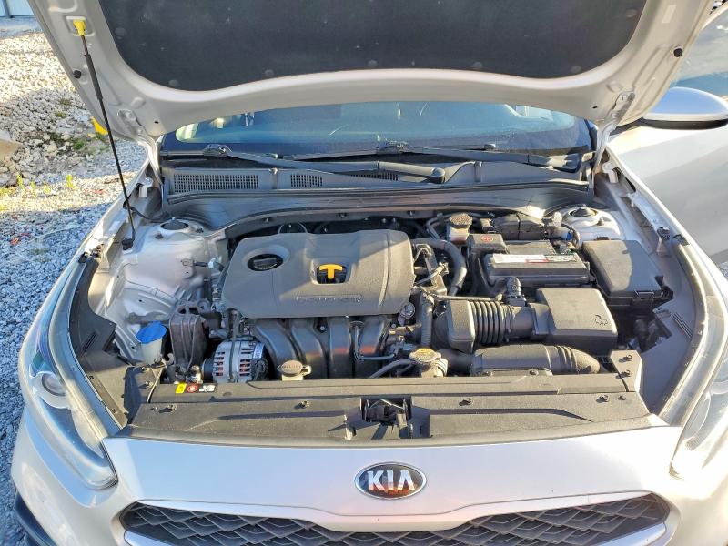 Фото 11 - KIA FORTE