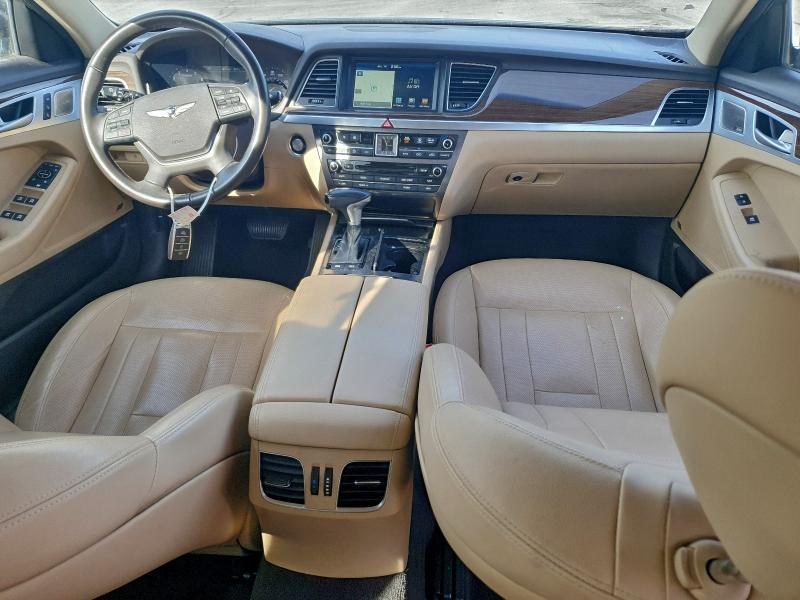 Фото 8 - HYUNDAI GENESIS