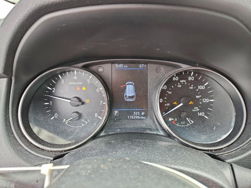 Фото 9 - NISSAN ROGUE