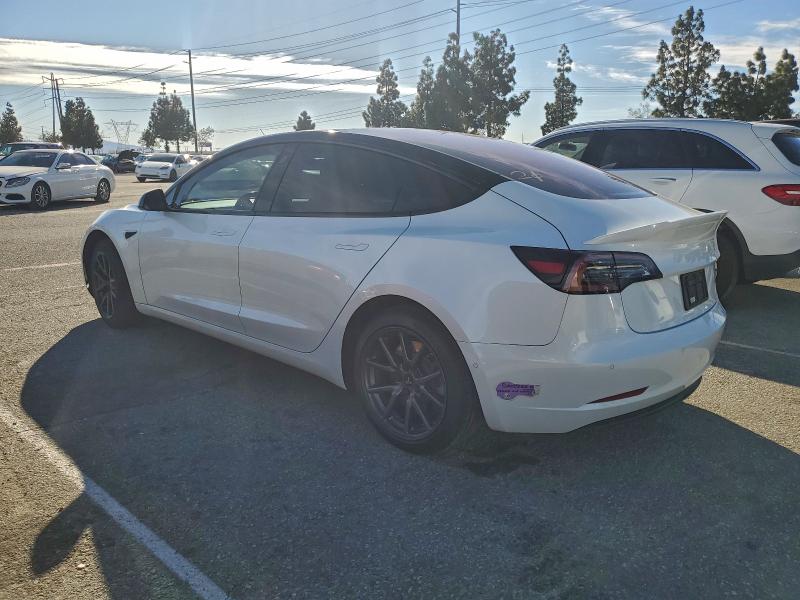 Фото 2 - TESLA MODEL 3