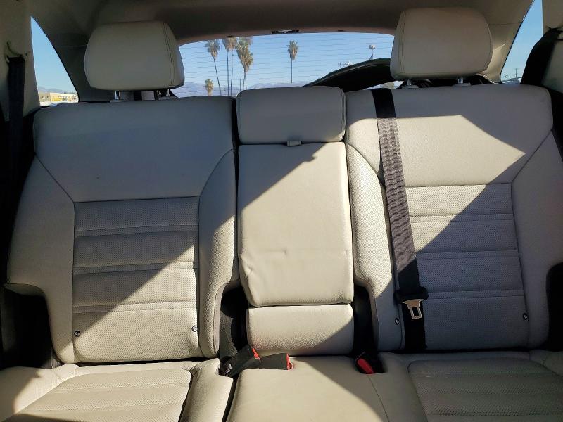 Фото 10 - KIA SORENTO