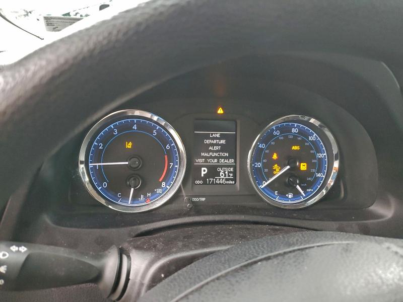 Фото 9 - TOYOTA COROLLA