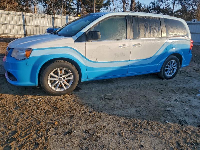 Фото 1 - DODGE CARAVAN