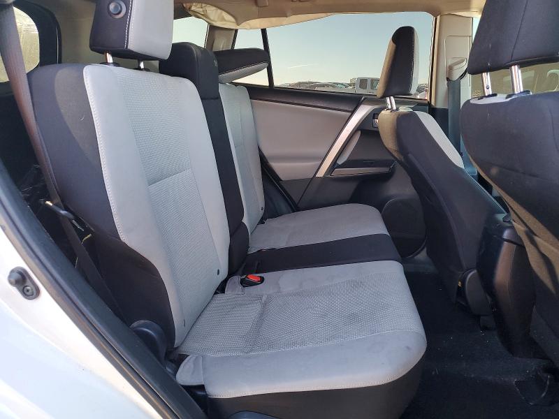 Фото 10 - TOYOTA RAV4