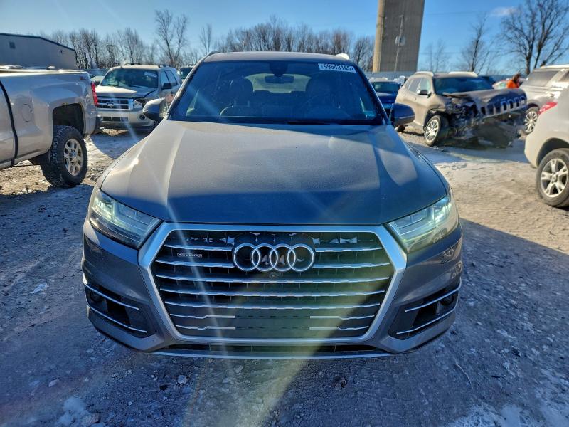 Фото 5 - AUDI Q7