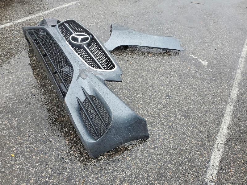 Фото 12 - MERCEDES-BENZ E-CLASS