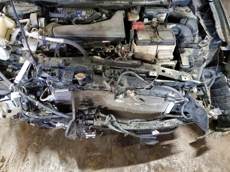 Фото 12 - NISSAN ROGUE