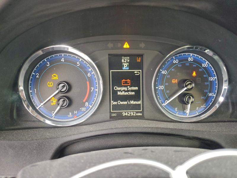 Фото 9 - TOYOTA COROLLA