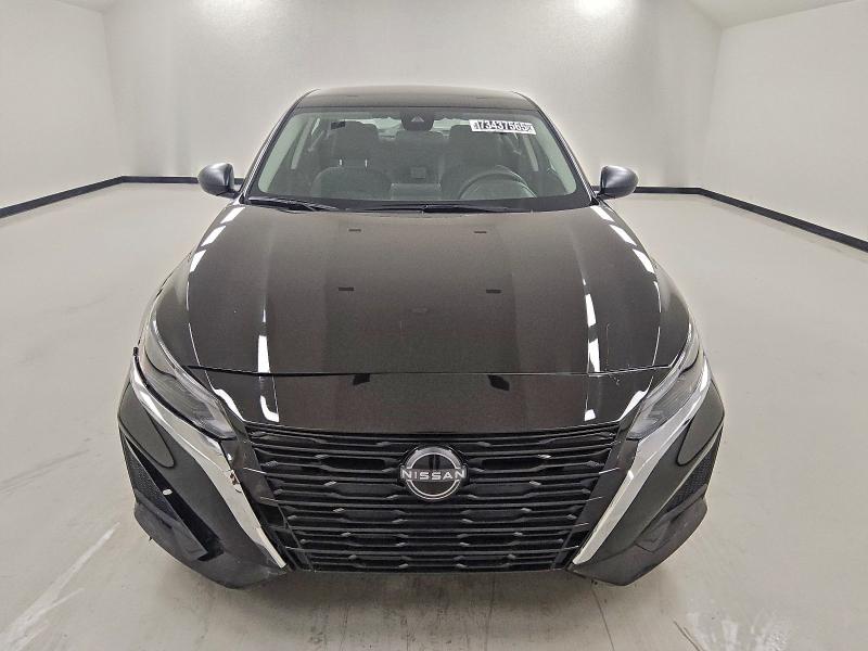 Фото 5 - NISSAN ALTIMA