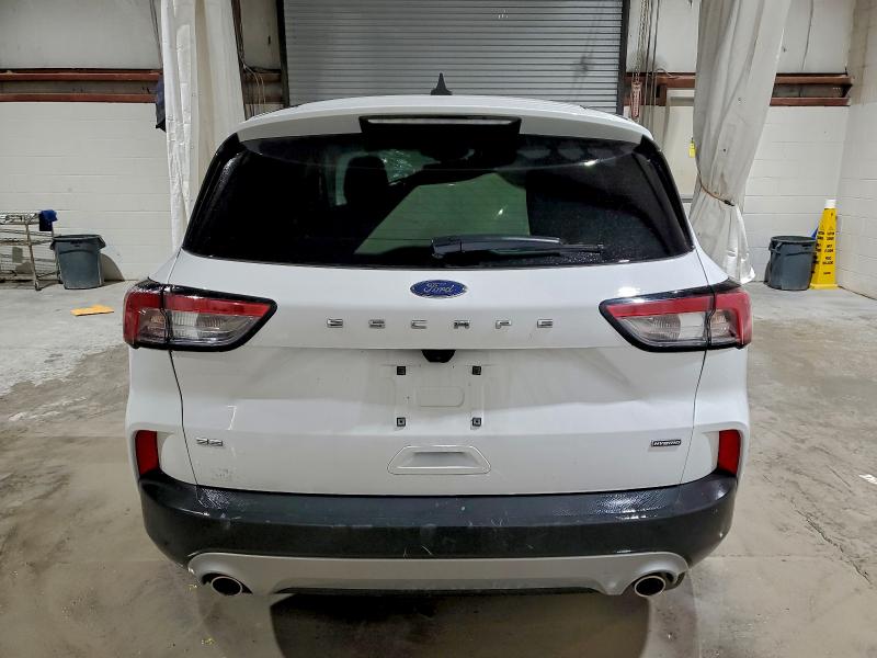 Фото 6 - FORD ESCAPE