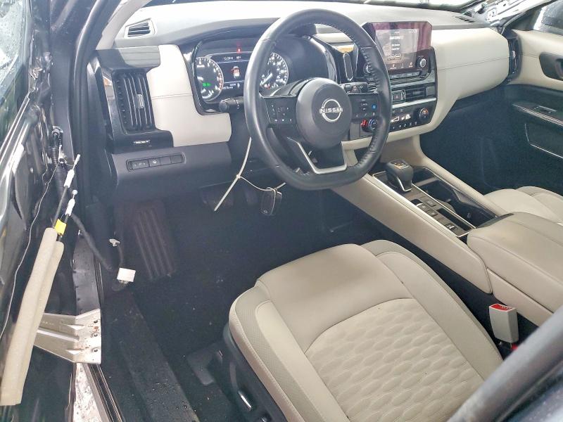 Фото 8 - NISSAN PATHFINDER