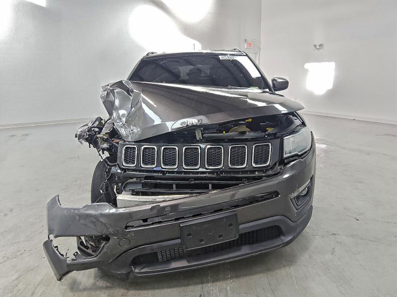 Фото 5 - JEEP COMPASS